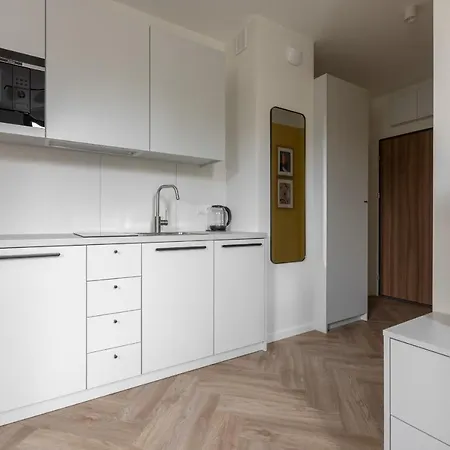 Apartament Glow Apartments, Kołłątaja - Wrzeszcz 4*