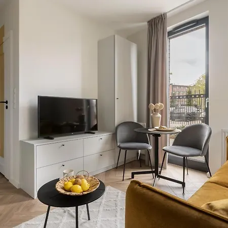 Apartament Glow Apartments, Kołłątaja - Wrzeszcz 4*